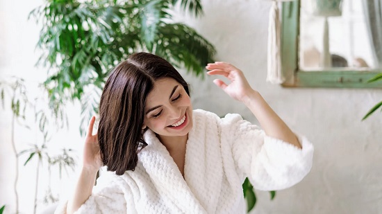 Plantas y cabello: qué es tinte real y qué tradición