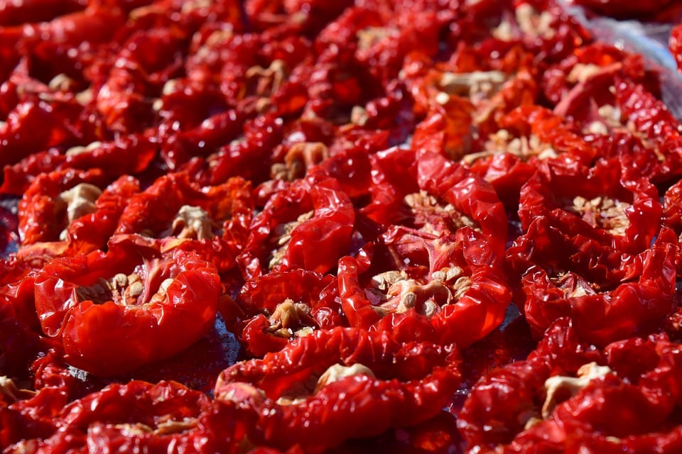 Cómo secar tomates al sol, en horno o deshidratador