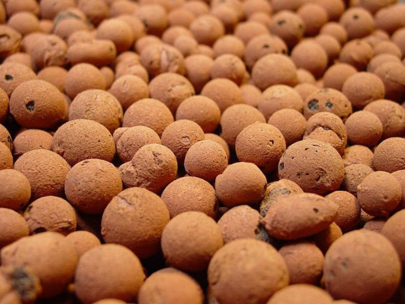 Bolas de arcilla expandida