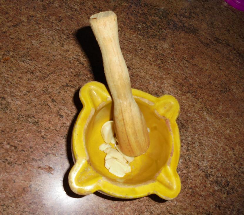 Pesticida casero de ajo y cebolla: receta y dosis