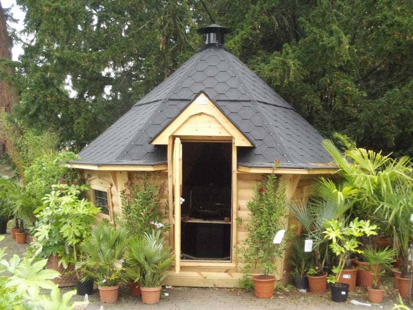 Caseta en un jardin