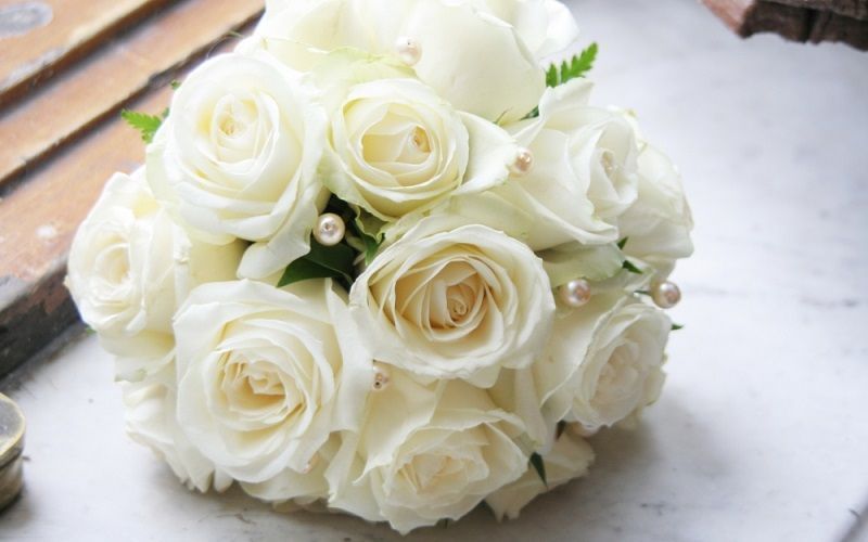 Fotos de rosas, Bouquet de rosas blancas para novia