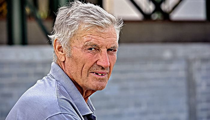 propiedades del alcaparronero