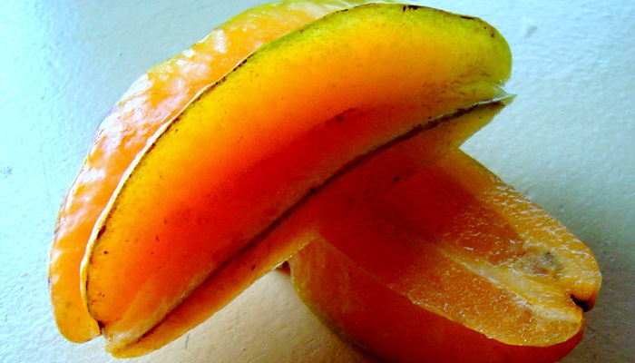 propiedades y beneficios del carambolo